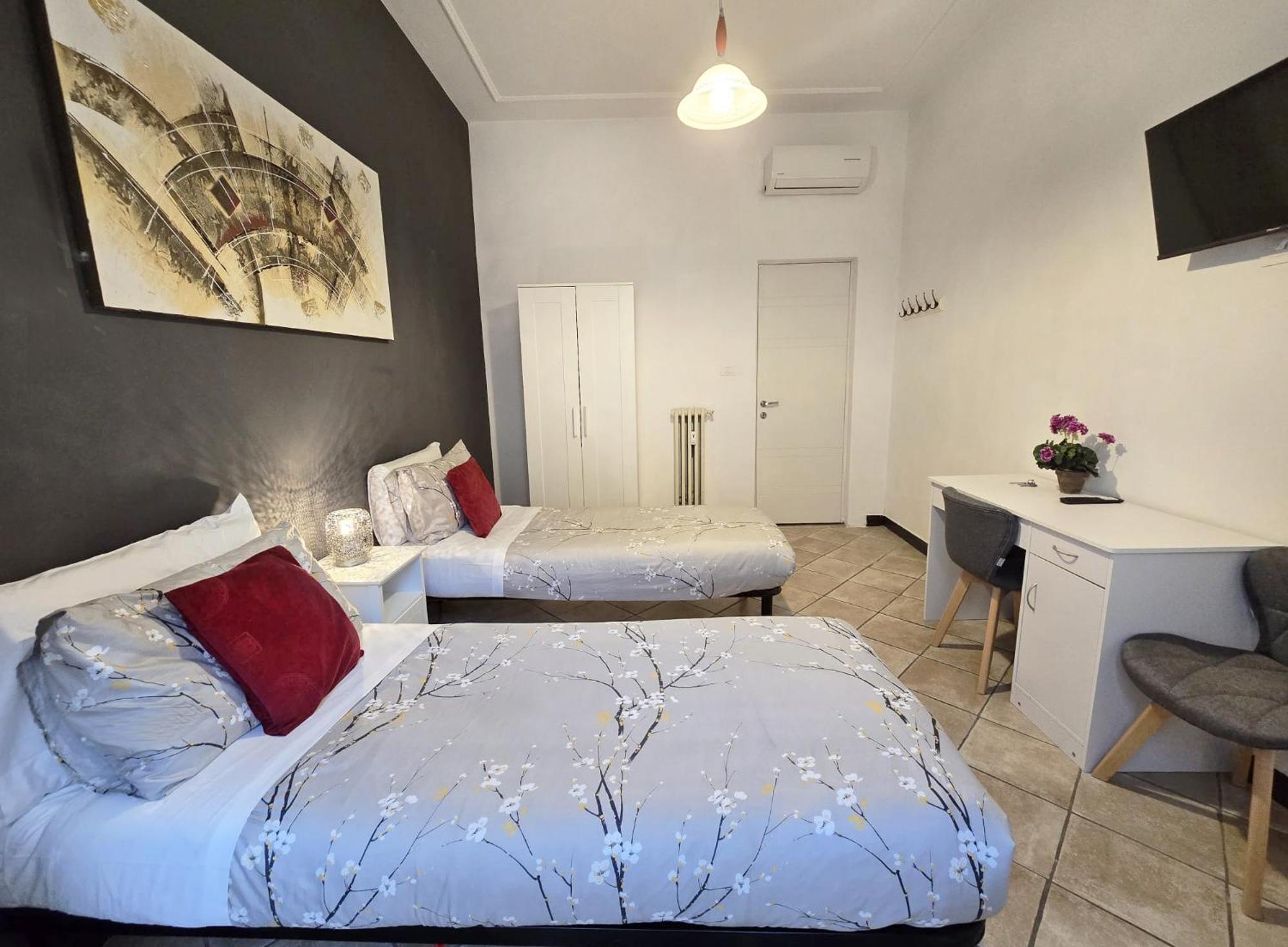רומא Hosting Flats Guesthouse מראה חיצוני תמונה