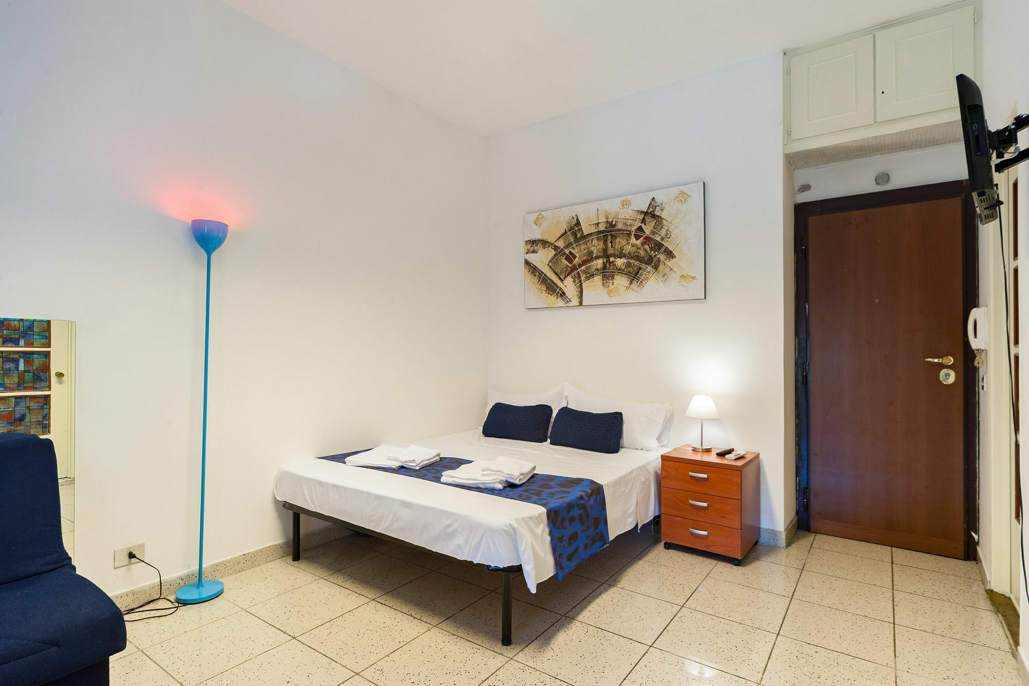 רומא Hosting Flats Guesthouse מראה חיצוני תמונה