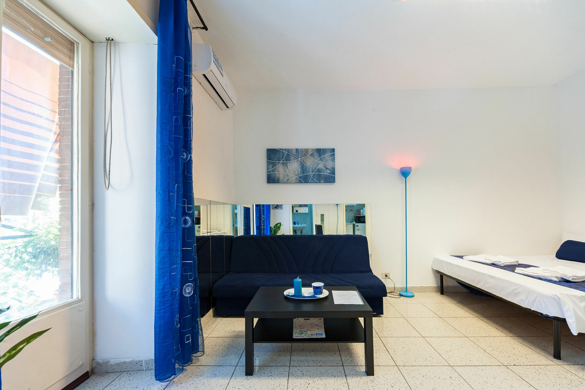 רומא Hosting Flats Guesthouse מראה חיצוני תמונה