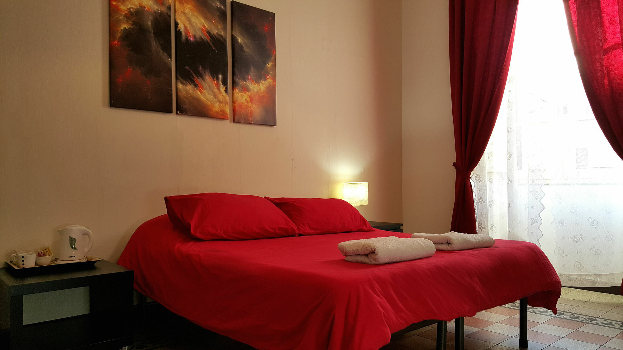 רומא Hosting Flats Guesthouse מראה חיצוני תמונה