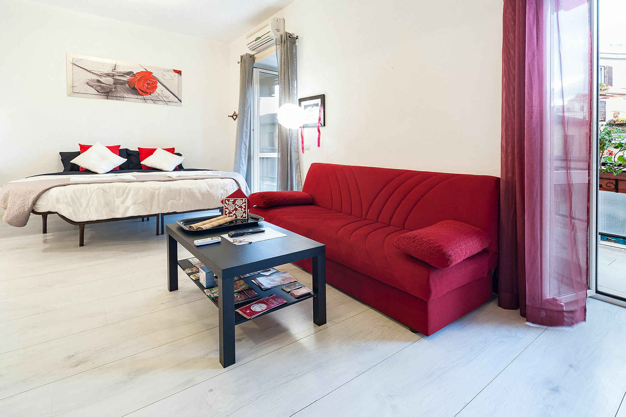 רומא Hosting Flats Guesthouse מראה חיצוני תמונה